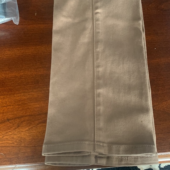 Woman pants - Picture 2 of 6